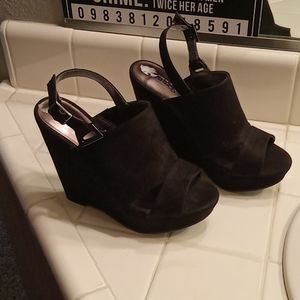 Carlos Wedges 7.5